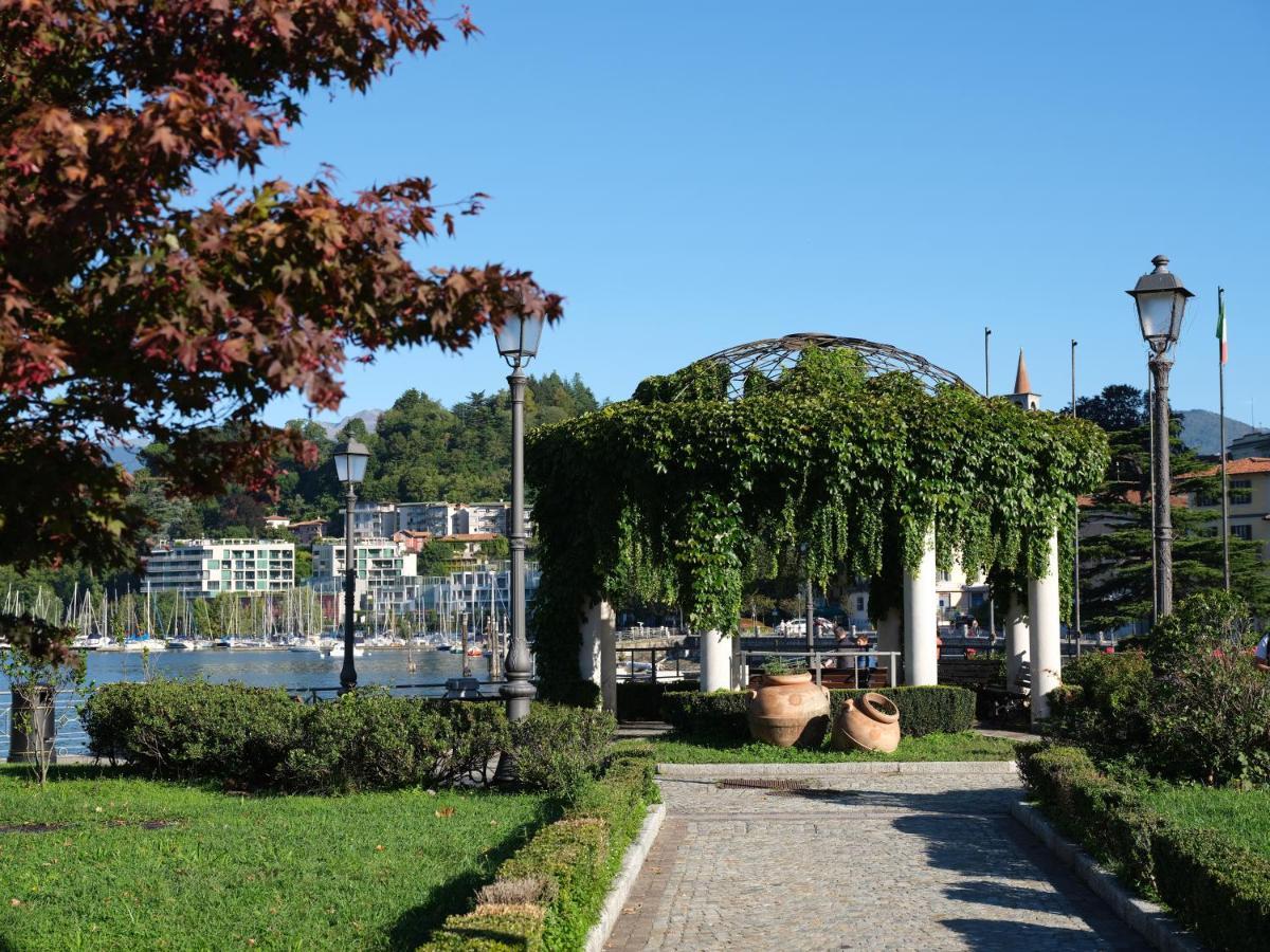 Serviced Apartments By Hotel De Charme Laveno-Mombello Esterno foto