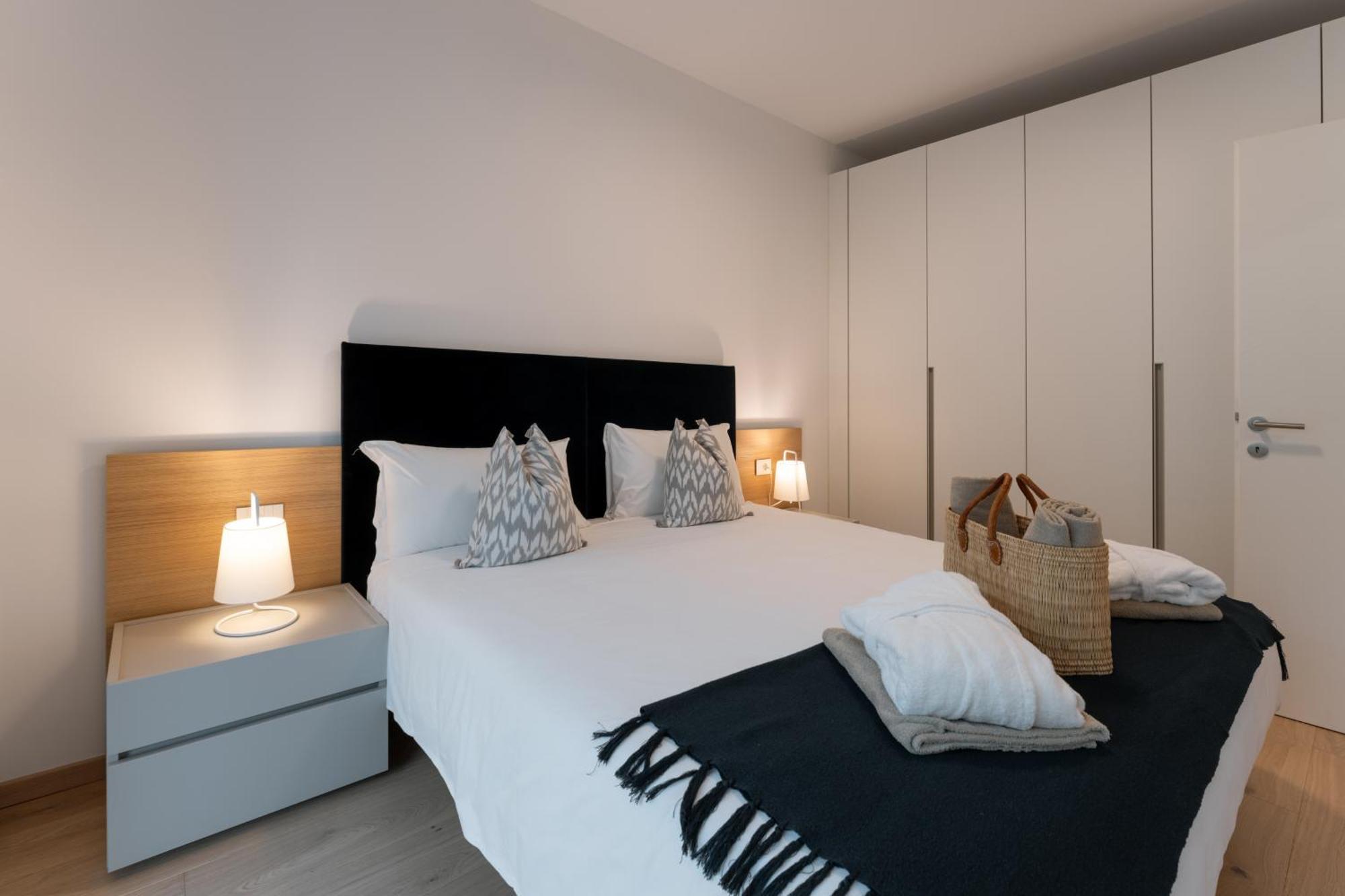 Serviced Apartments By Hotel De Charme Laveno-Mombello Esterno foto