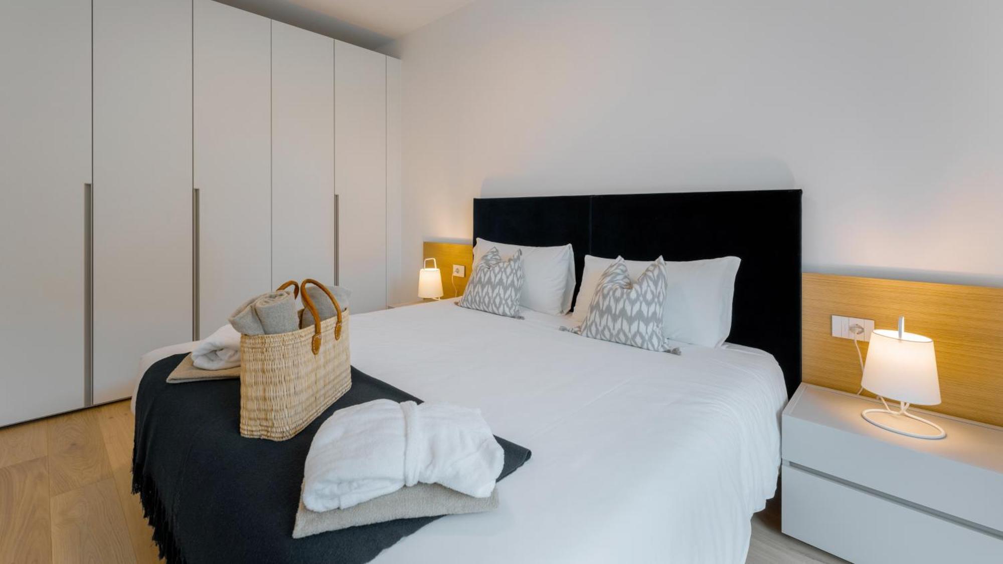 Serviced Apartments By Hotel De Charme Laveno-Mombello Esterno foto