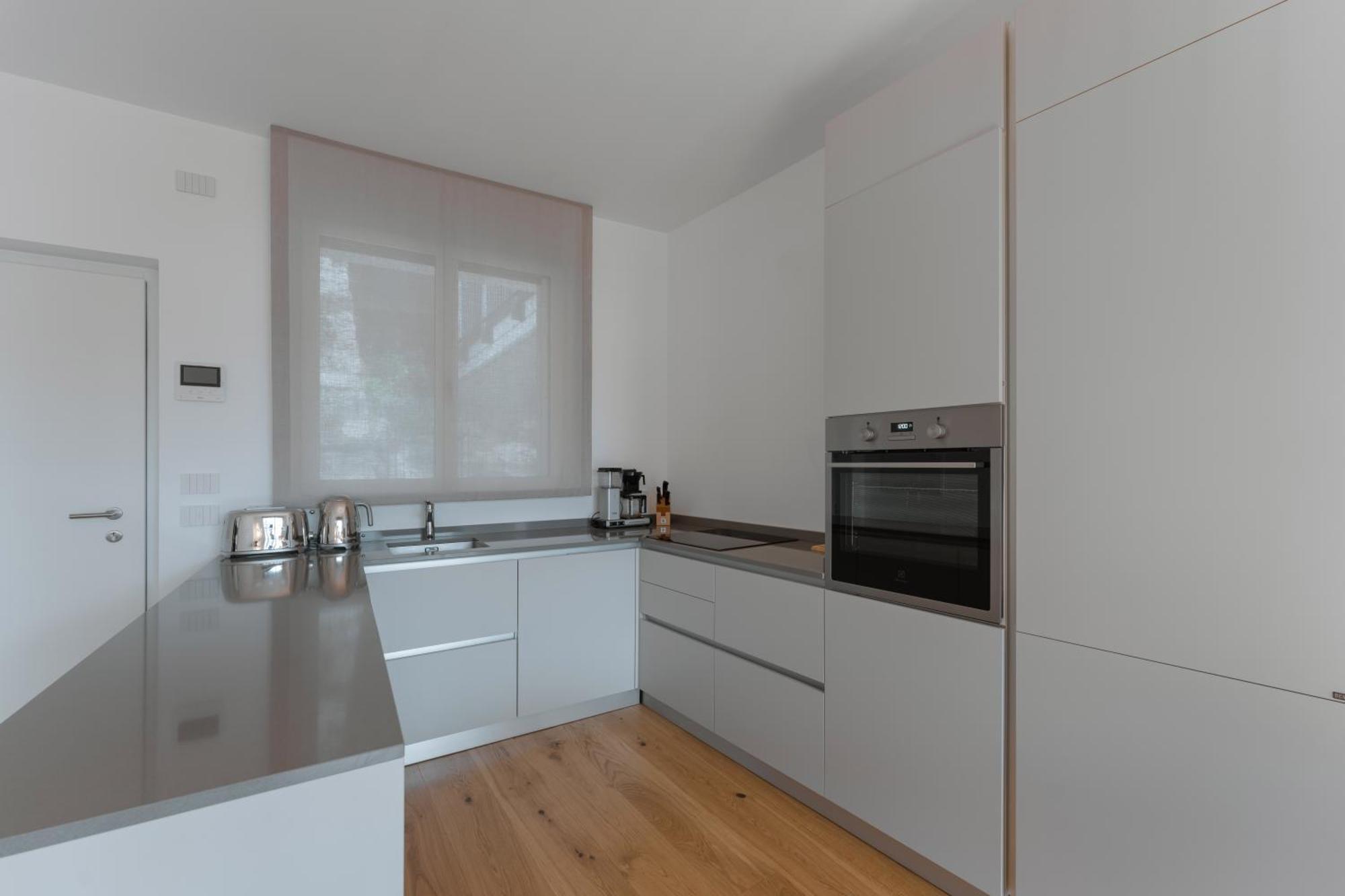 Serviced Apartments By Hotel De Charme Laveno-Mombello Esterno foto